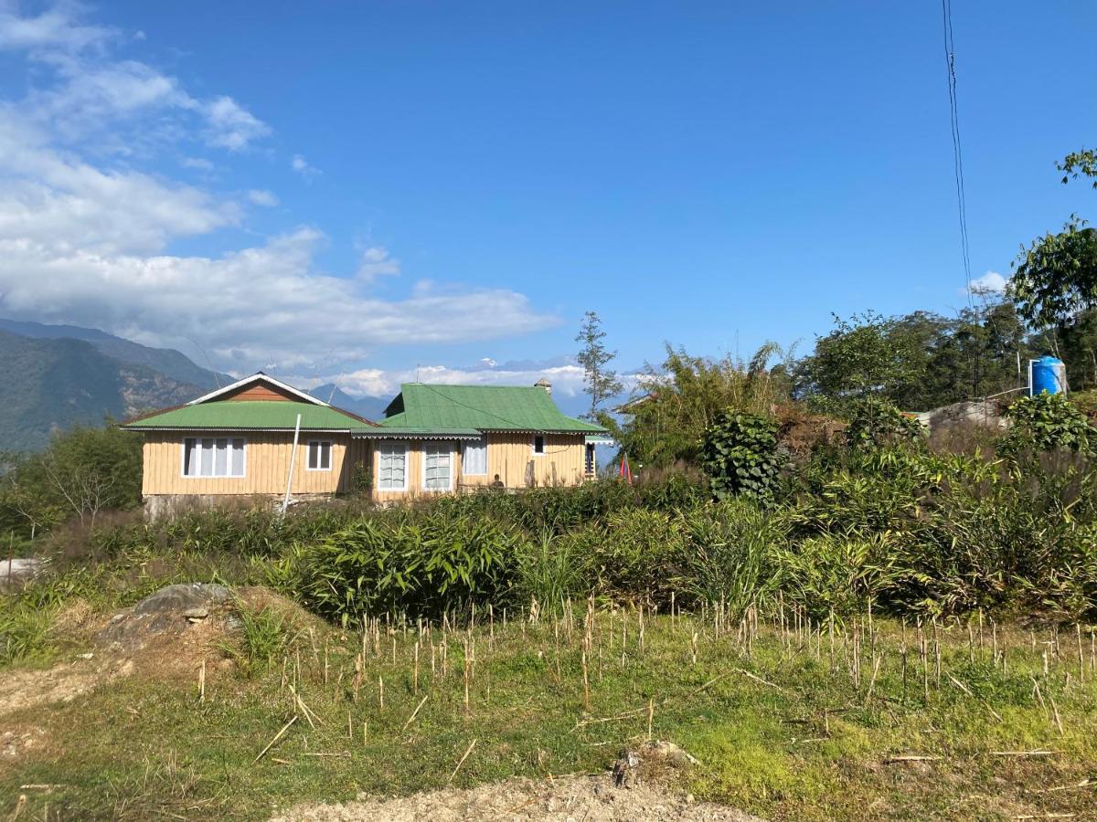 甘托克Log Cabin In The Woods住宿加早餐旅馆 外观 照片